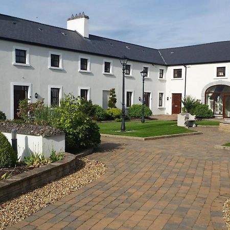 New Forest Estate Lodges Tyrrellspass ภายนอก รูปภาพ
