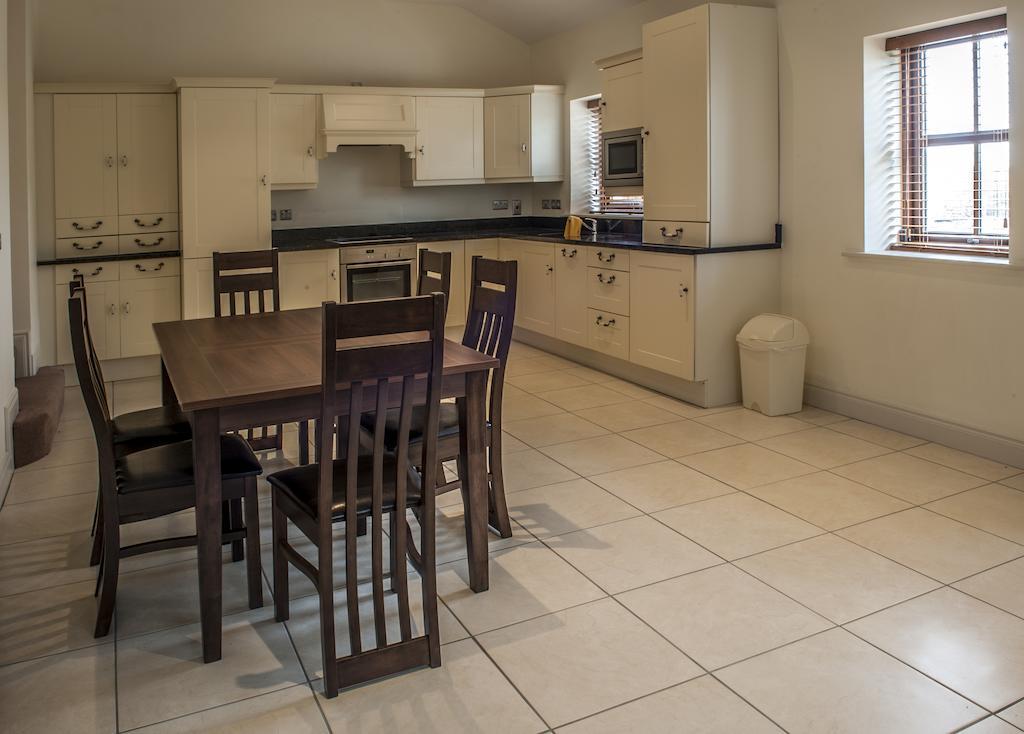 New Forest Estate Lodges Tyrrellspass ห้อง รูปภาพ