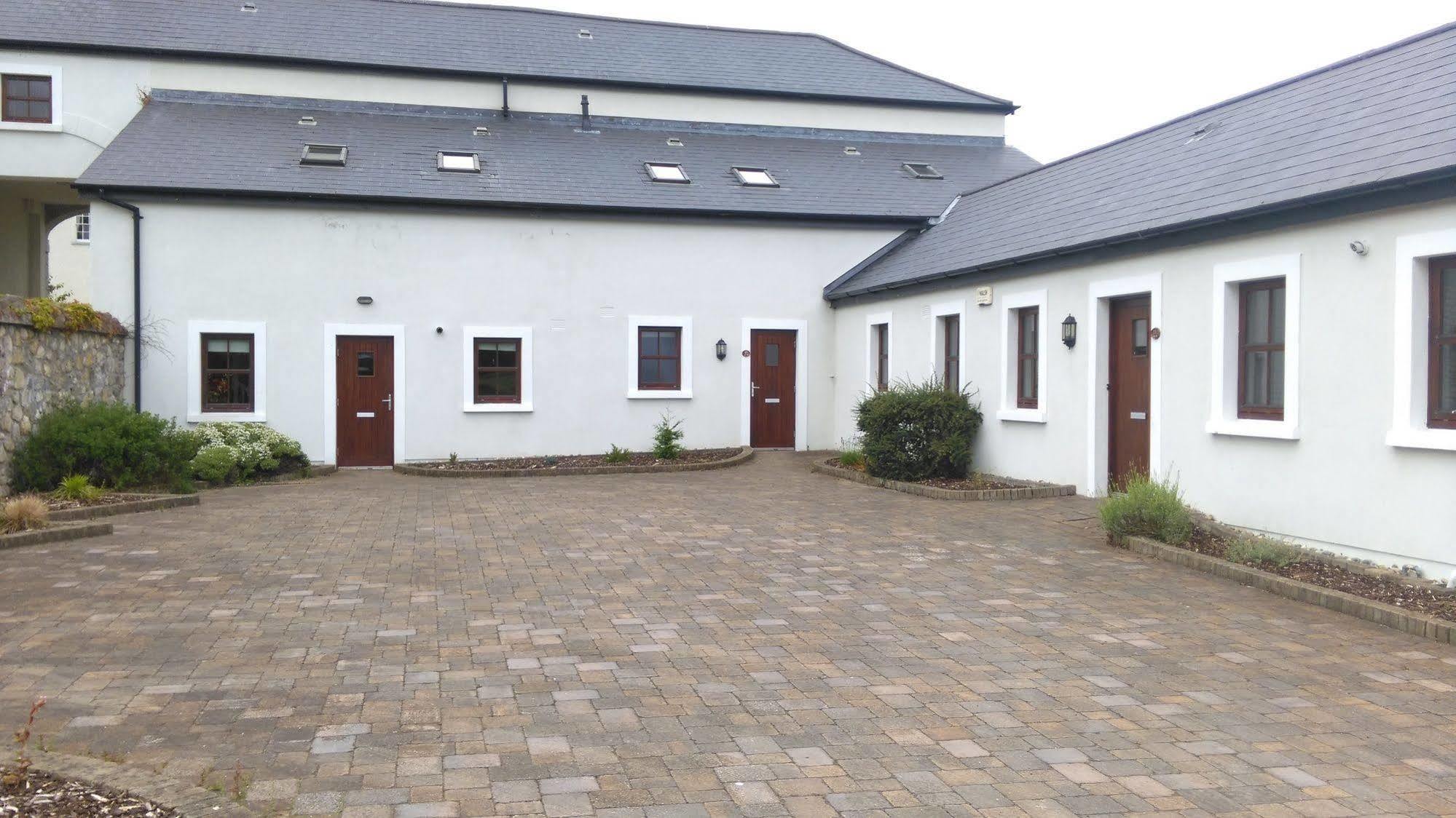 New Forest Estate Lodges Tyrrellspass ภายนอก รูปภาพ